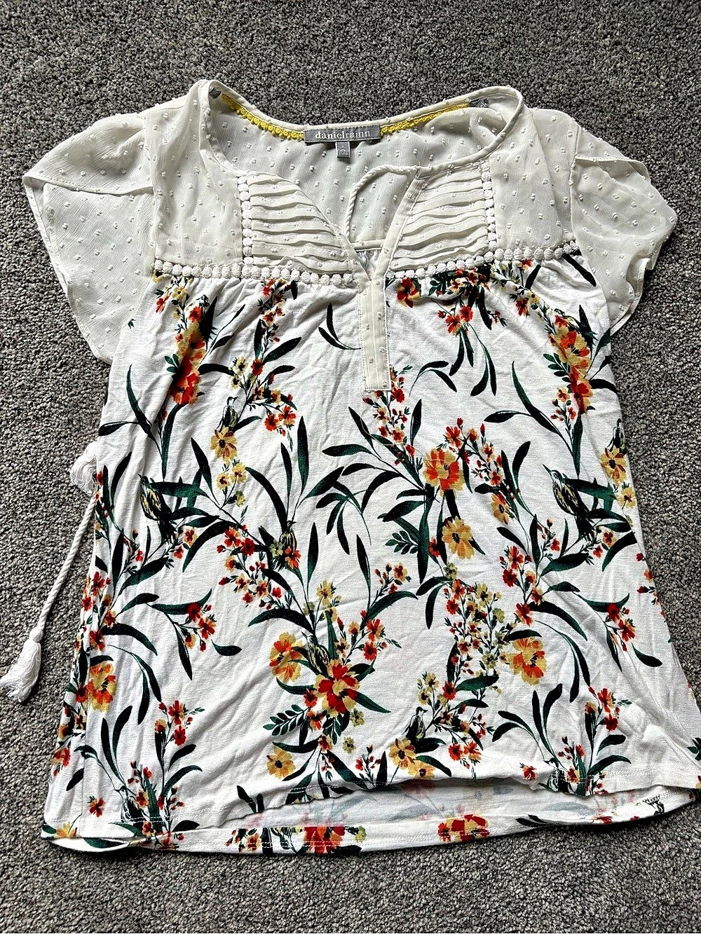 daniel rainn Floral Blouse in White & Multicolor Size Small